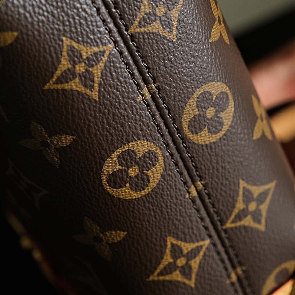 LV一比一高仿包 𝑺𝑰𝑫𝑬 𝑻𝑹𝑼𝑵𝑲小號# M46815¥2,480.00-頂級1:1精品高仿包包香港台灣批發價格推薦微信哪裡買