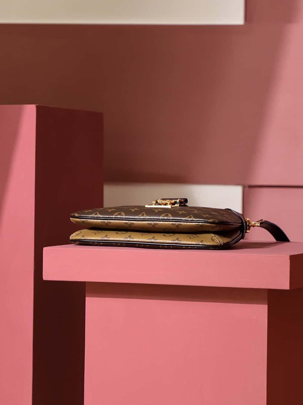 M46659 LV高仿包 Twinny老花拼色綜¥2,480.00-頂級1:1精品高仿包包香港台灣批發價格推薦微信哪裡買