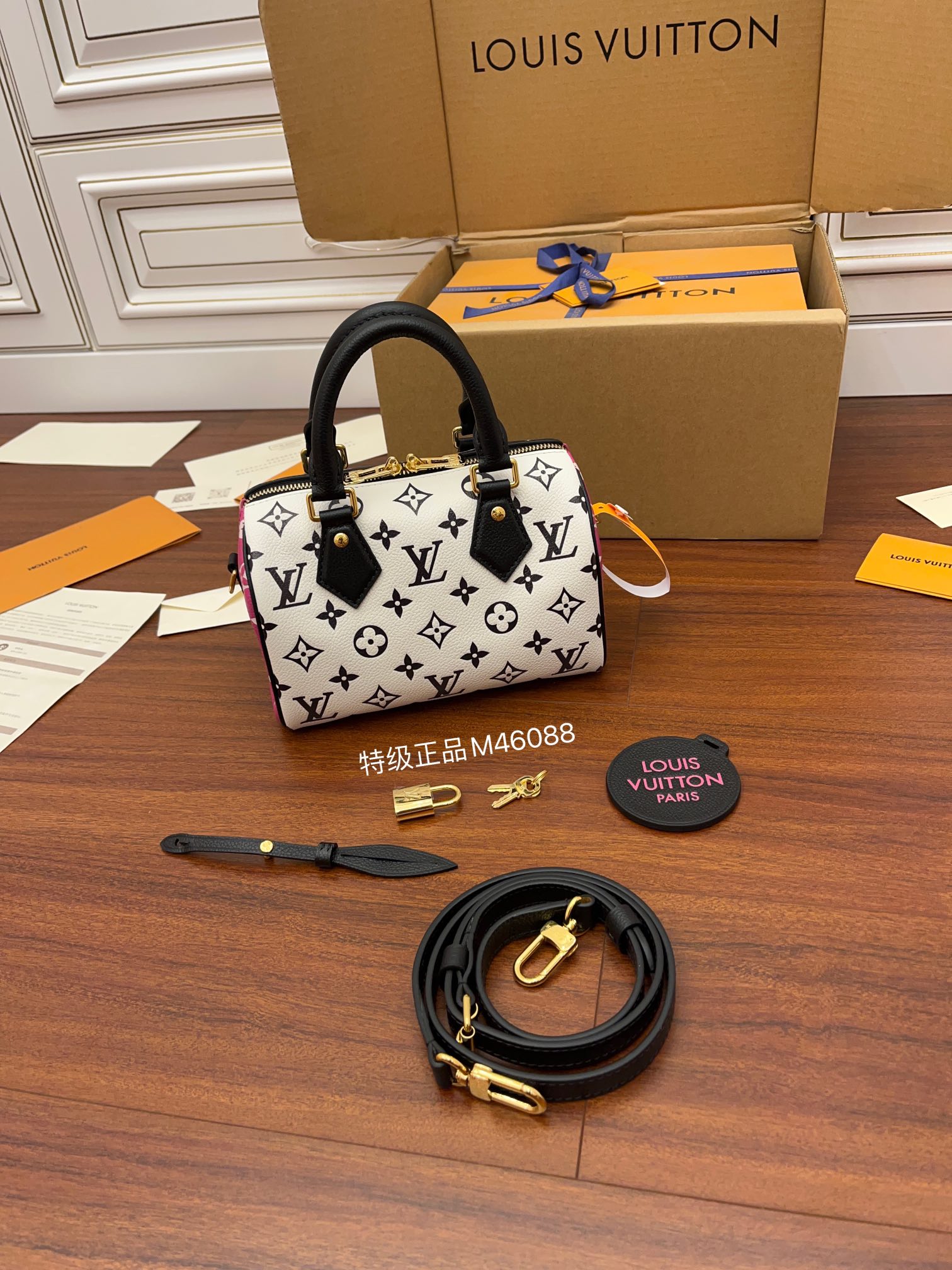 一比一原單LV M46088 SPEEDY 20 手提包A級皮料¥2,480.00-頂級1:1精品高仿包包香港台灣批發價格推薦微信哪裡買