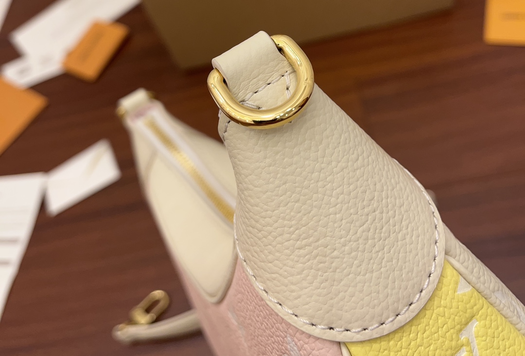 LV高仿包 M46113 Bagatelle腋下包專櫃同步電子芯片內碼¥2,480.00-頂級1:1精品高仿包包香港台灣批發價格推薦微信哪裡買