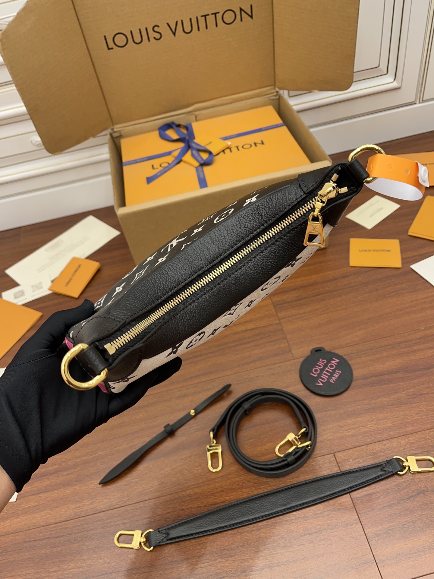 LV A級出品原單包 M46091 Bagatelle腋下包¥2,480.00-頂級1:1精品高仿包包香港台灣批發價格推薦微信哪裡買