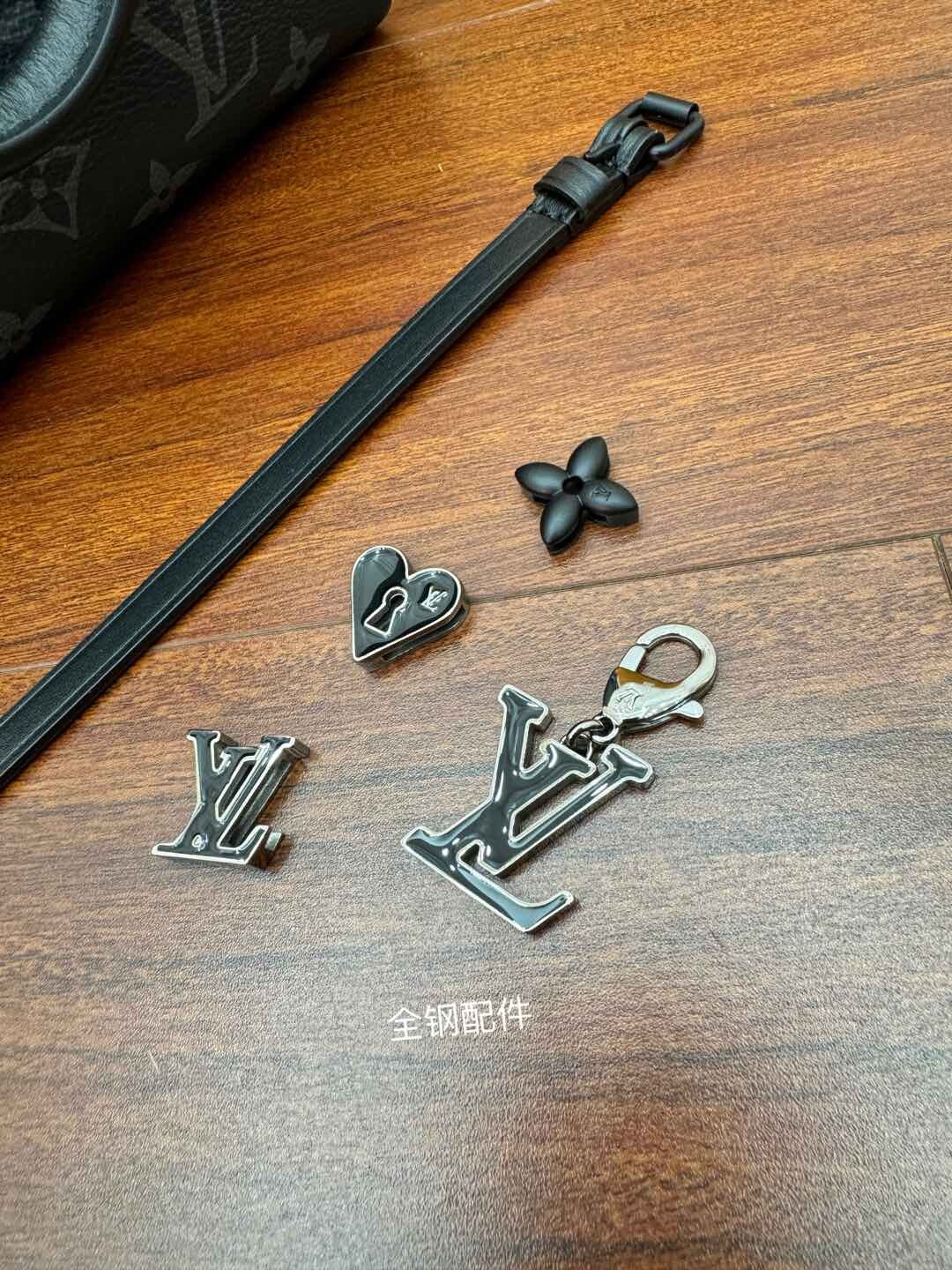 LV一比一高仿包 2024中國七夕限定speedy18 M24606¥2,480.00-頂級1:1精品高仿包包香港台灣批發價格推薦微信哪裡買