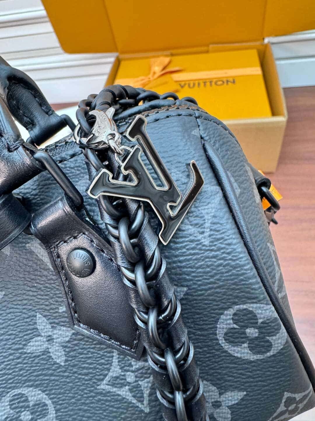 LV一比一高仿包 2024中國七夕限定speedy18 M24606¥2,480.00-頂級1:1精品高仿包包香港台灣批發價格推薦微信哪裡買