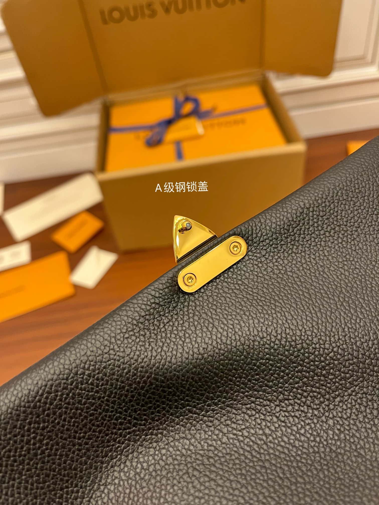 一比一高仿LV M45976特級加強版 Madeleine MM¥2,480.00-頂級1:1精品高仿包包香港台灣批發價格推薦微信哪裡買