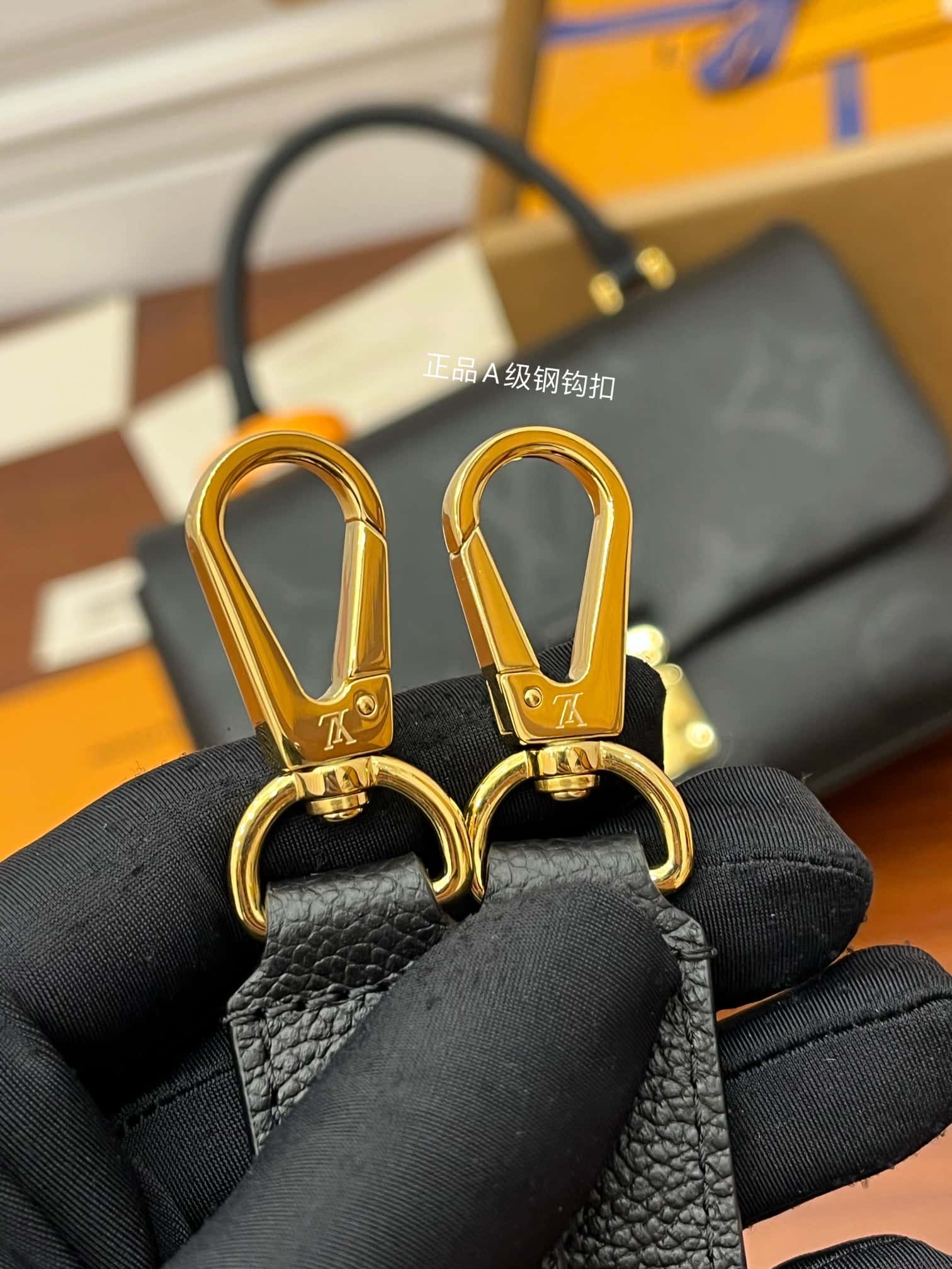 一比一高仿LV M45976特級加強版 Madeleine MM¥2,480.00-頂級1:1精品高仿包包香港台灣批發價格推薦微信哪裡買