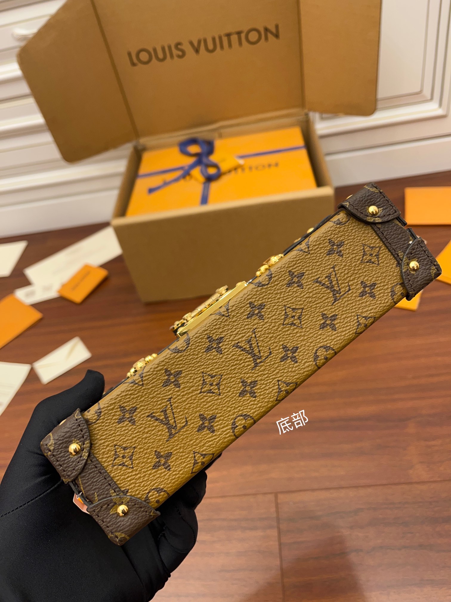 頂級原單精仿LV M44154 Petite Malle 盒子包¥2,480.00-頂級1:1精品高仿包包香港台灣批發價格推薦微信哪裡買