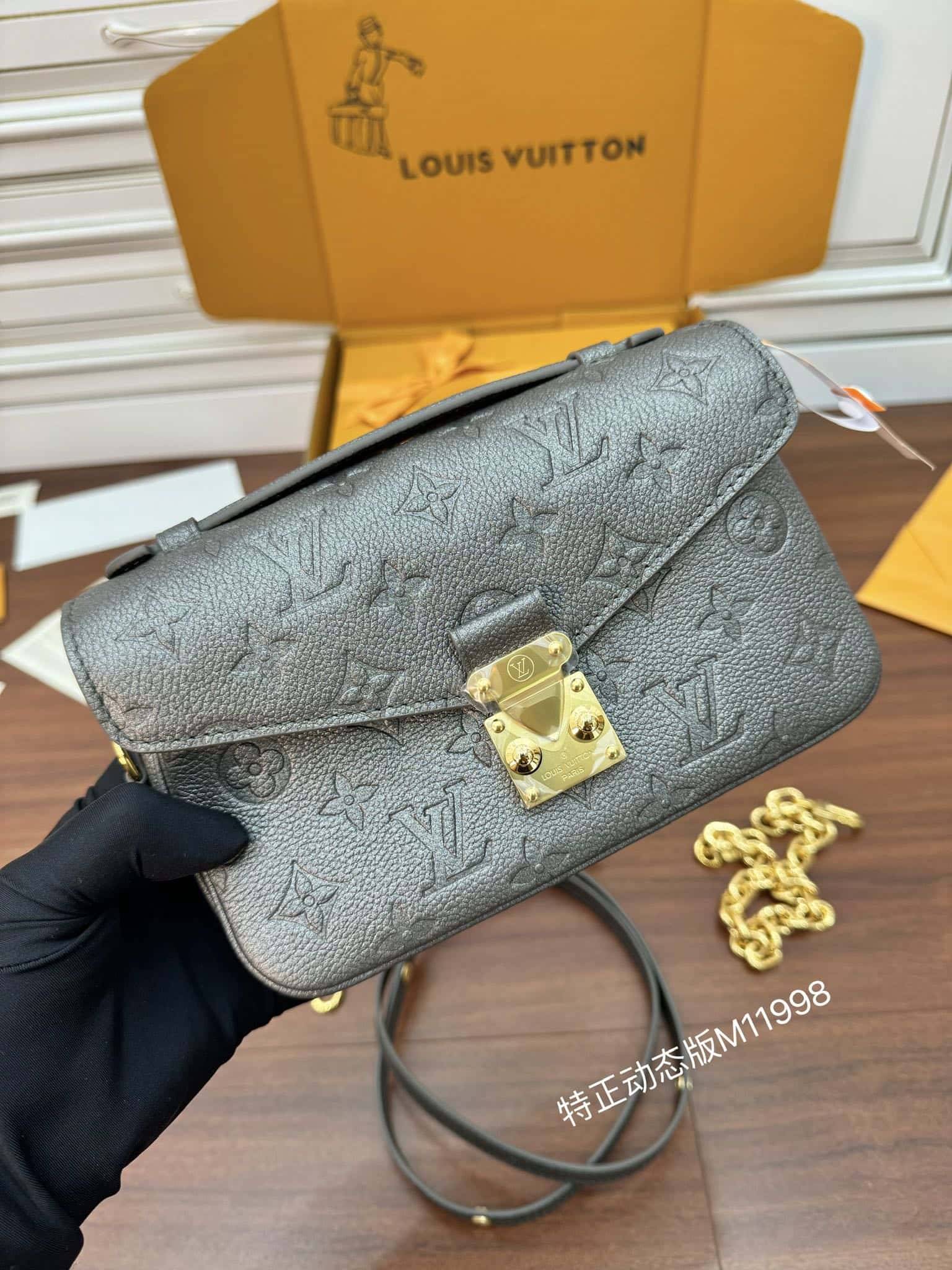 LV原單包 M11998 Pochette Métis East West¥2,380.00-頂級1:1精品高仿包包香港台灣批發價格推薦微信哪裡買