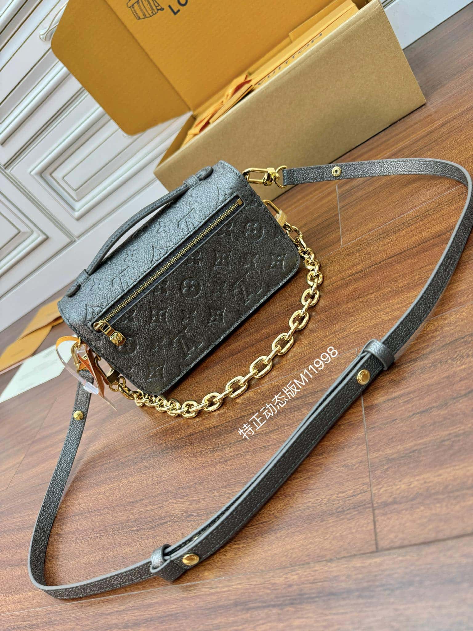 LV原單包 M11998 Pochette Métis East West¥2,380.00-頂級1:1精品高仿包包香港台灣批發價格推薦微信哪裡買