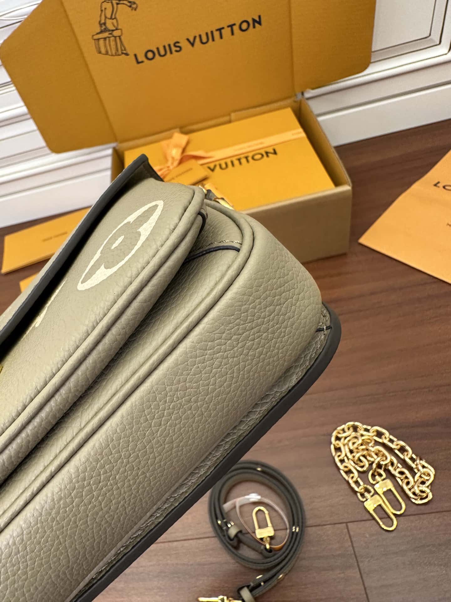 LV M23081 POCHETTE MÉTIS EAST WEST 高仿手袋¥2,480.00-頂級1:1精品高仿包包香港台灣批發價格推薦微信哪裡買