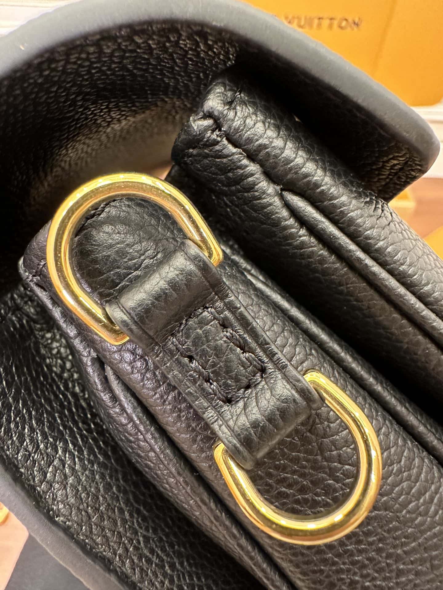 專櫃同步高仿LV M46596 POCHETTE MÉTIS EAST WEST 手袋¥2,480.00-頂級1:1精品高仿包包香港台灣批發價格推薦微信哪裡買