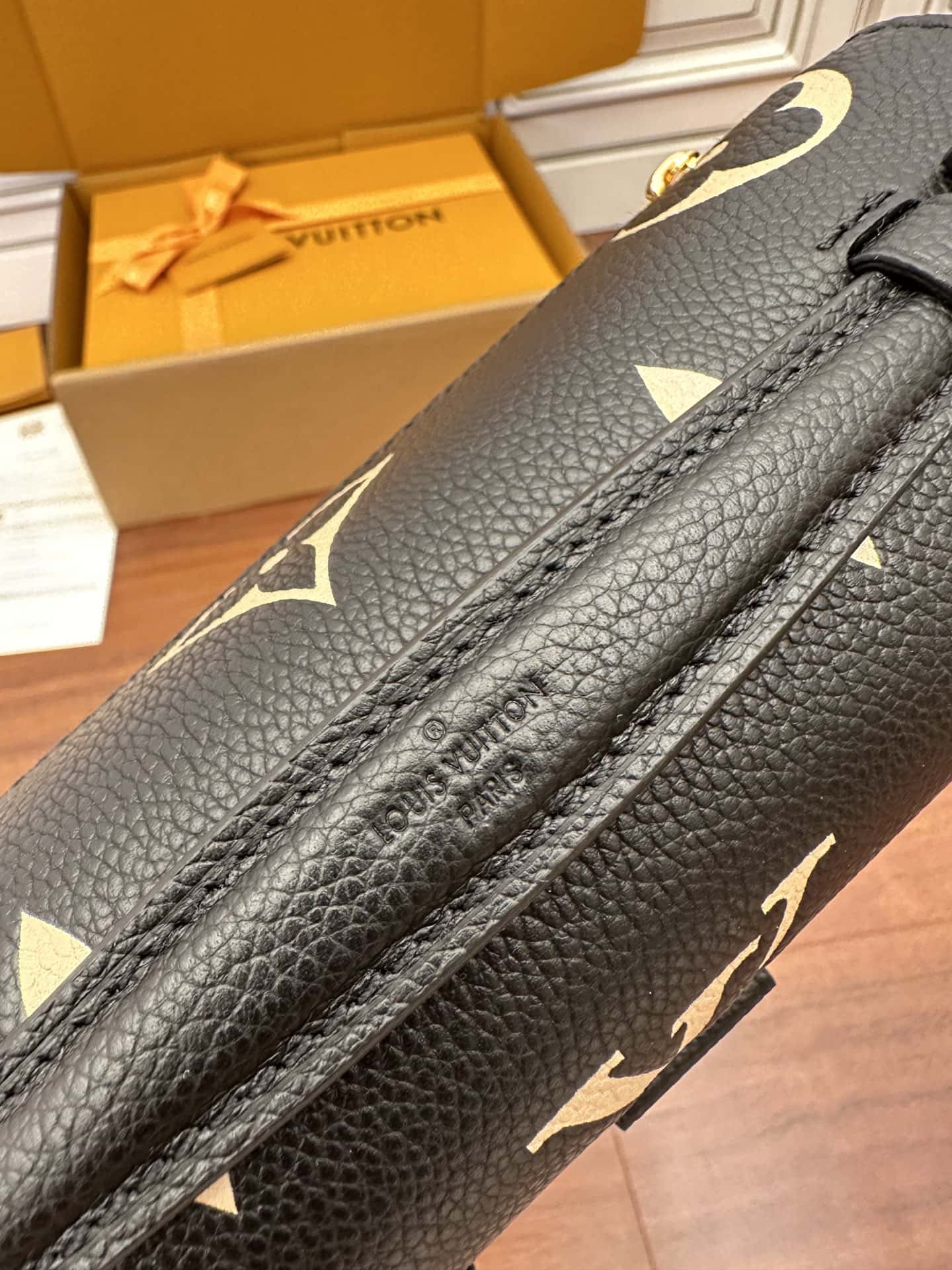 專櫃同步高仿LV M46596 POCHETTE MÉTIS EAST WEST 手袋¥2,480.00-頂級1:1精品高仿包包香港台灣批發價格推薦微信哪裡買