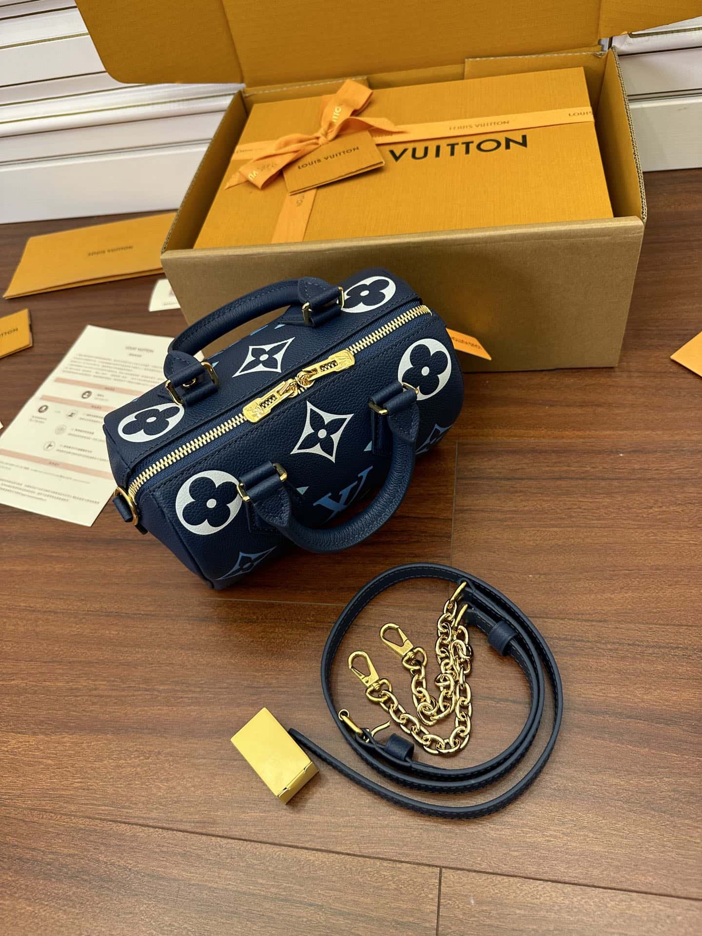 A級高品質出品高仿LV M46517 Speedy Bandoulière 20¥2,480.00-頂級1:1精品高仿包包香港台灣批發價格推薦微信哪裡買