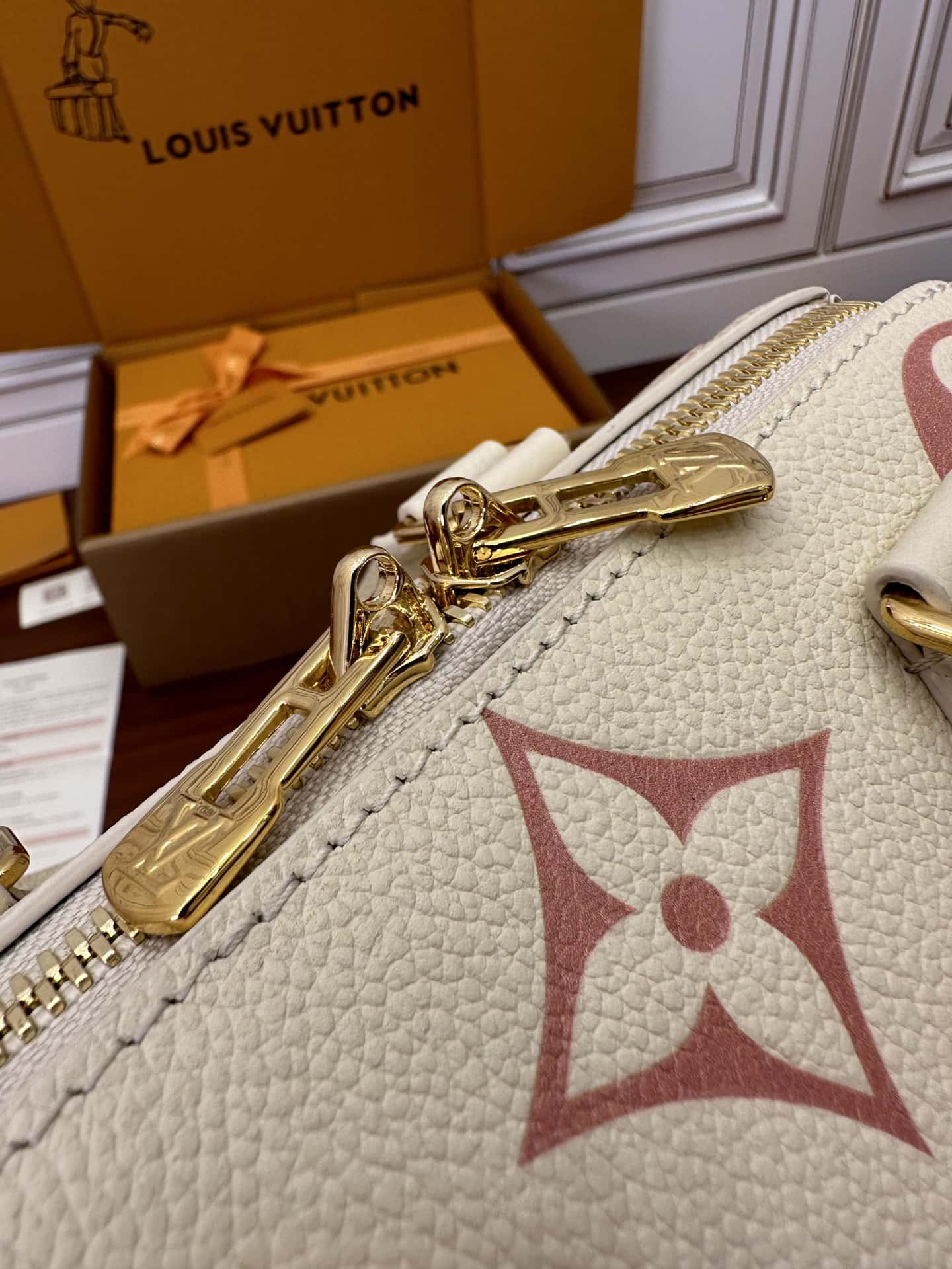 LV一比一原單包 M46397 Speedy Bandoulière 20正品進口托底¥2,480.00-頂級1:1精品高仿包包香港台灣批發價格推薦微信哪裡買