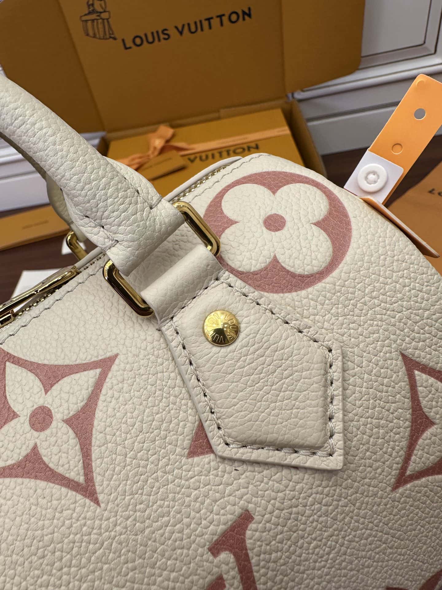 LV一比一原單包 M46397 Speedy Bandoulière 20正品進口托底¥2,480.00-頂級1:1精品高仿包包香港台灣批發價格推薦微信哪裡買