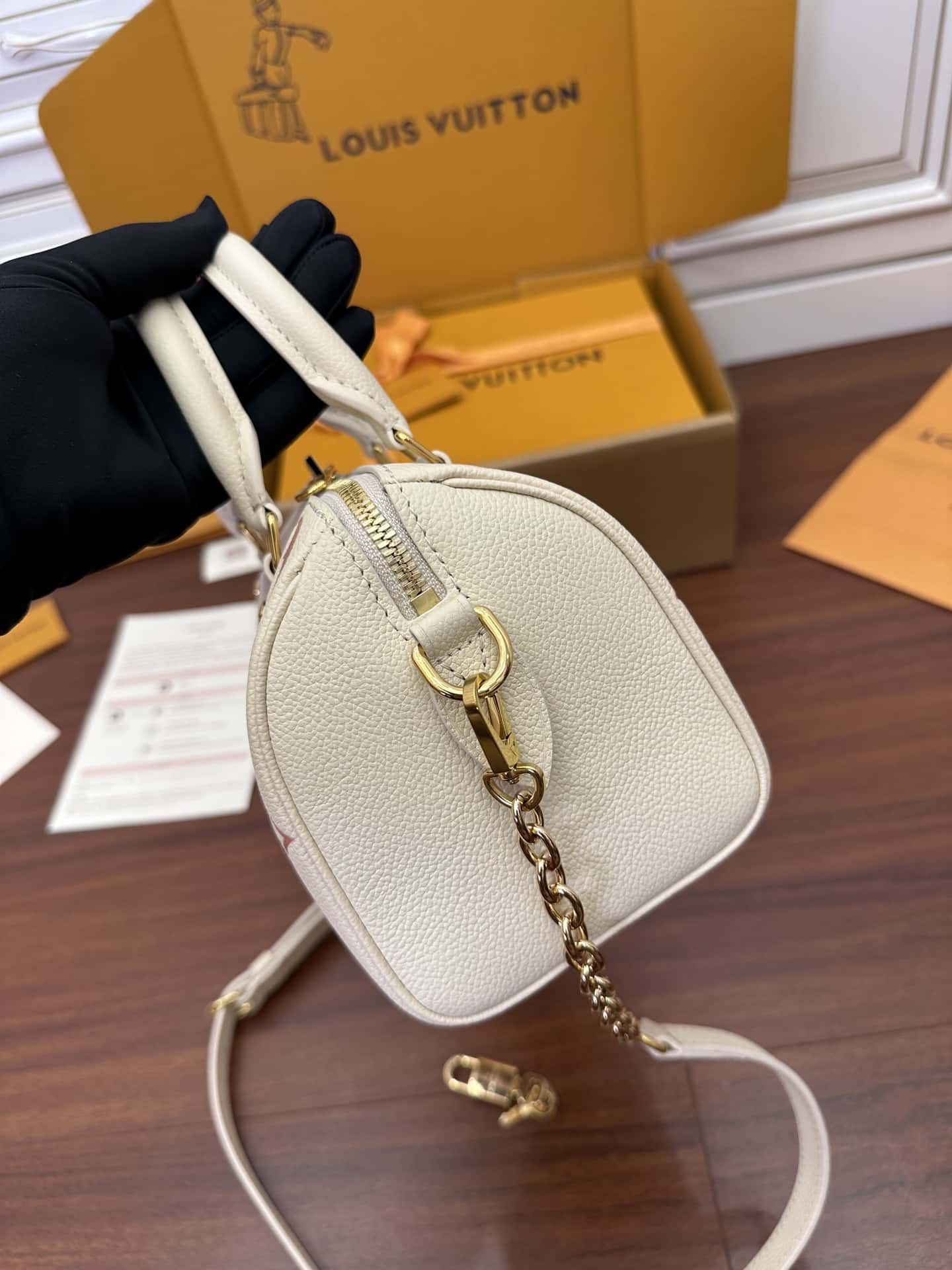 LV一比一原單包 M46397 Speedy Bandoulière 20正品進口托底¥2,480.00-頂級1:1精品高仿包包香港台灣批發價格推薦微信哪裡買