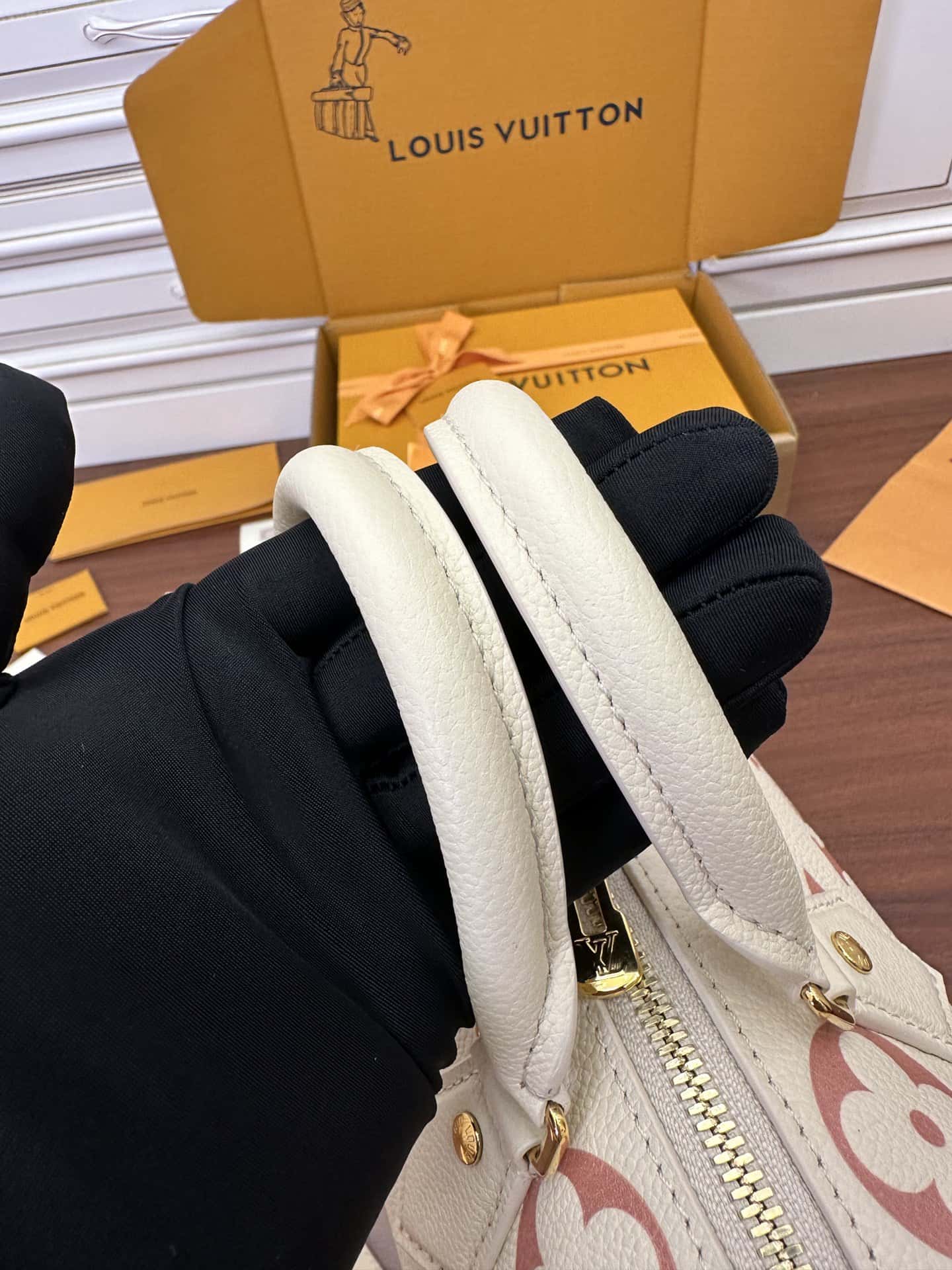LV一比一原單包 M46397 Speedy Bandoulière 20正品進口托底¥2,480.00-頂級1:1精品高仿包包香港台灣批發價格推薦微信哪裡買
