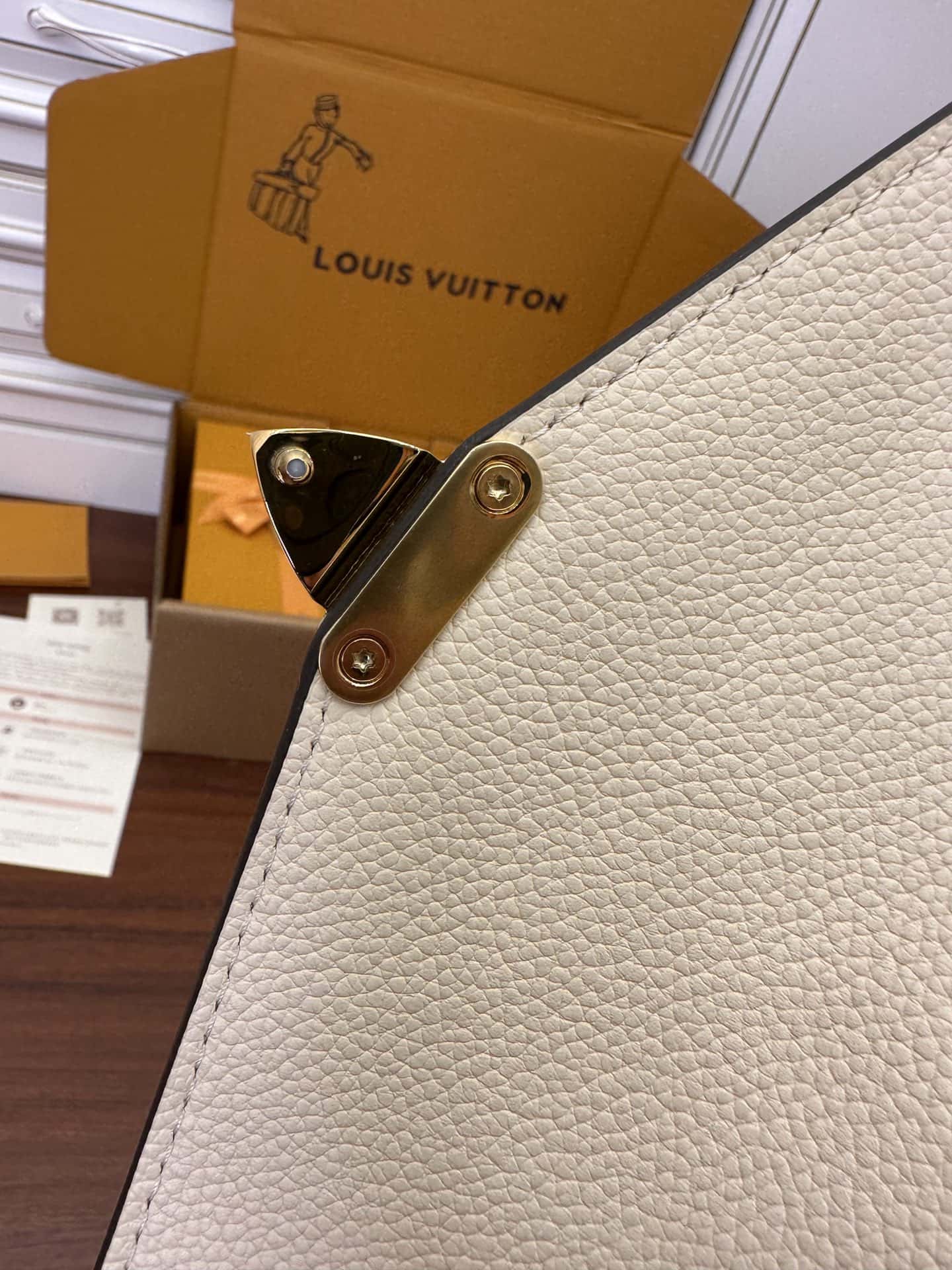 頂級原單LV M22942 POCHETTE MÉTIS EAST WEST 手袋¥2,480.00-頂級1:1精品高仿包包香港台灣批發價格推薦微信哪裡買