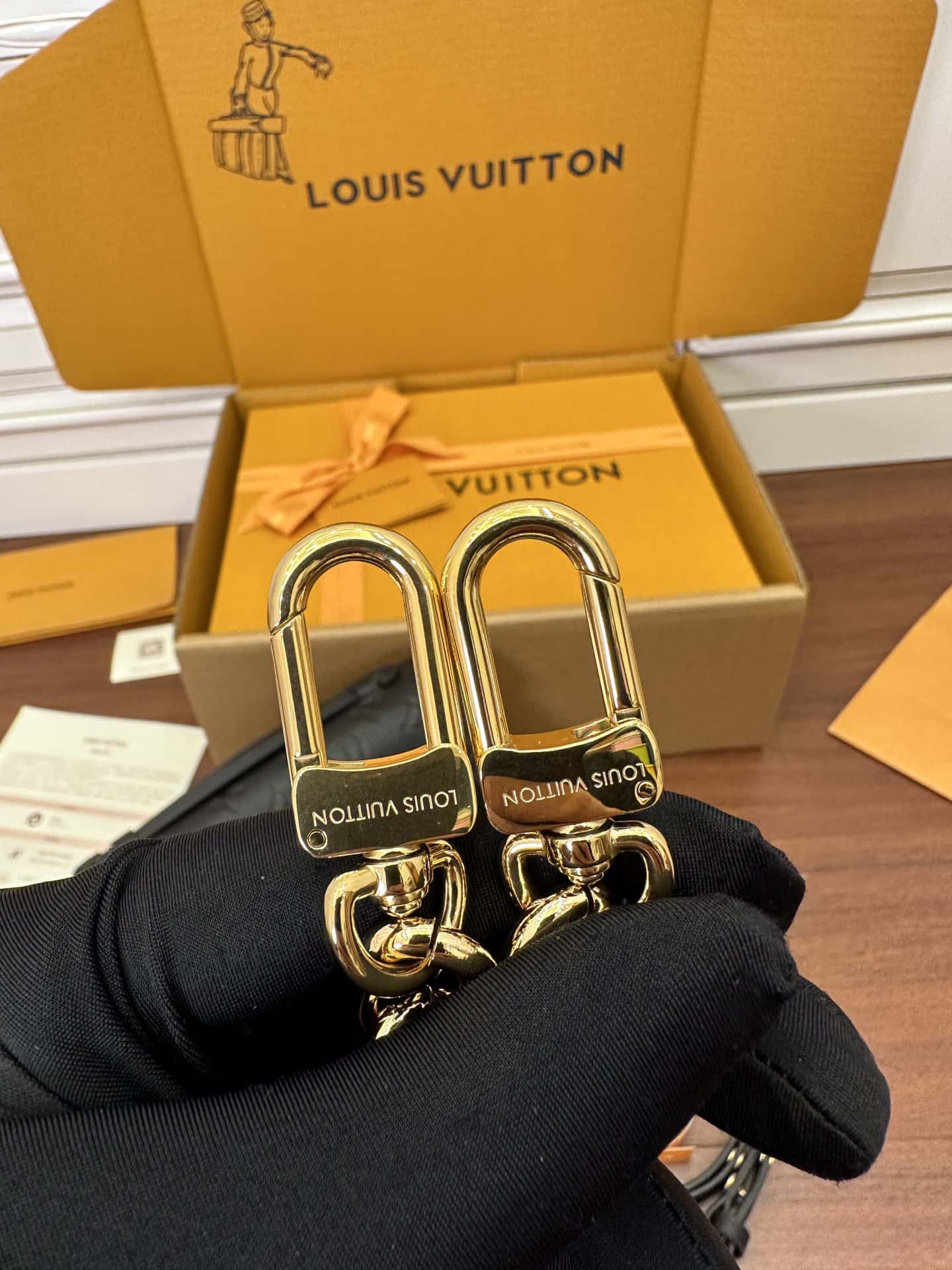 LV M46595 POCHETTE MÉTIS EAST WEST 高仿手袋A級皮料¥2,280.00-頂級1:1精品高仿包包香港台灣批發價格推薦微信哪裡買