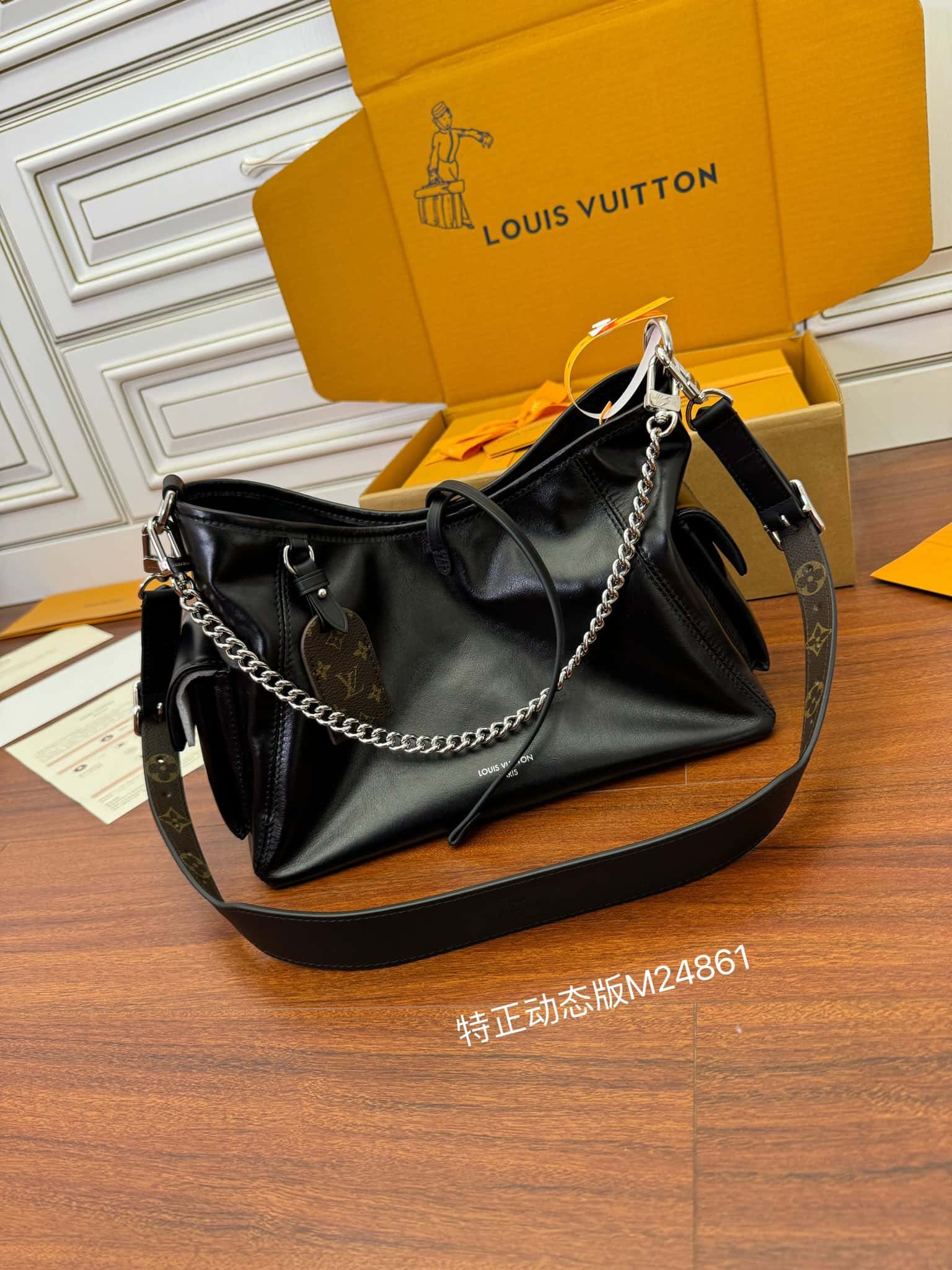 LV M24861 當季新款 CARRYALL CARGO 小號高仿原單手袋¥2,280.00-頂級1:1精品高仿包包香港台灣批發價格推薦微信哪裡買