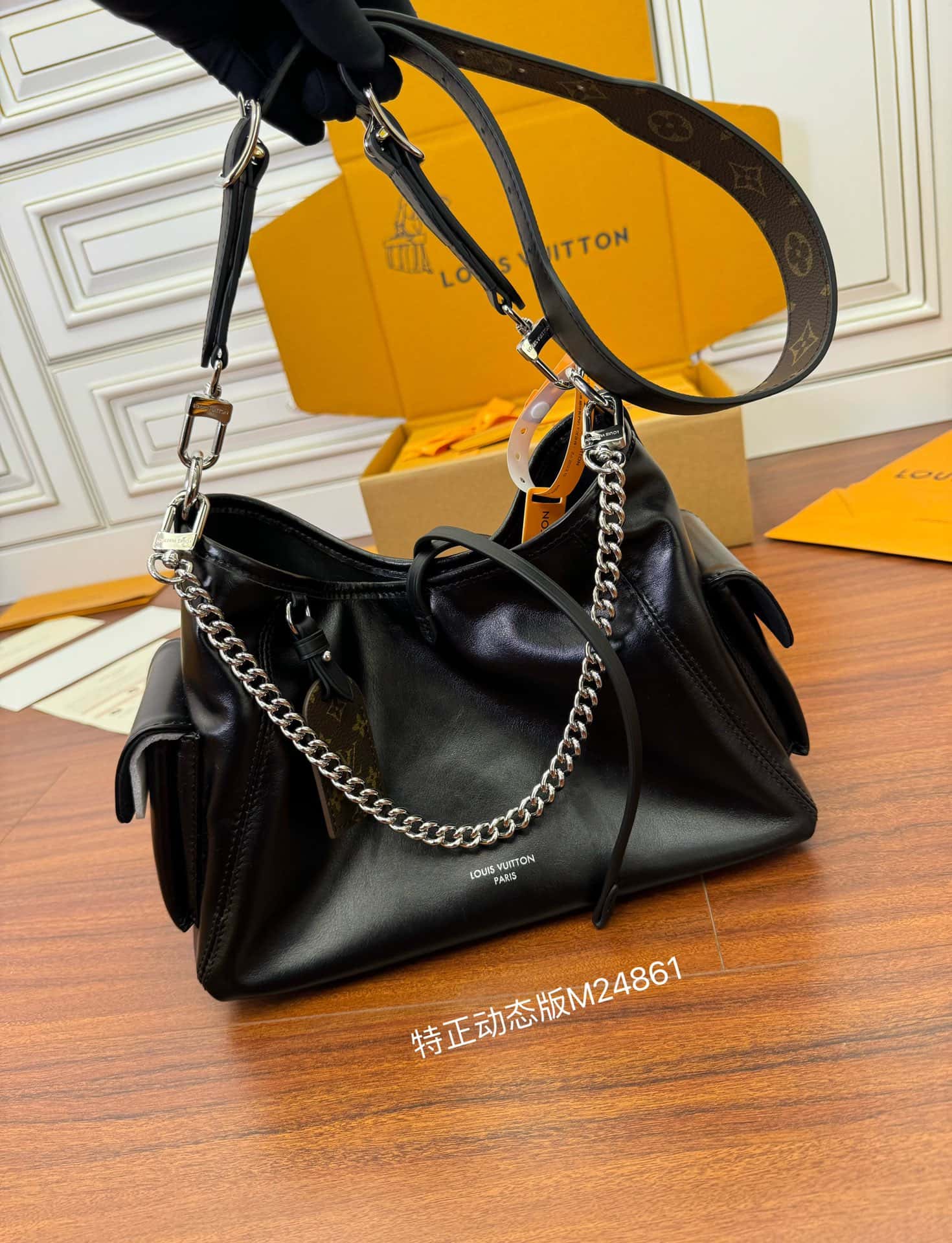LV M24861 當季新款 CARRYALL CARGO 小號高仿原單手袋¥2,280.00-頂級1:1精品高仿包包香港台灣批發價格推薦微信哪裡買