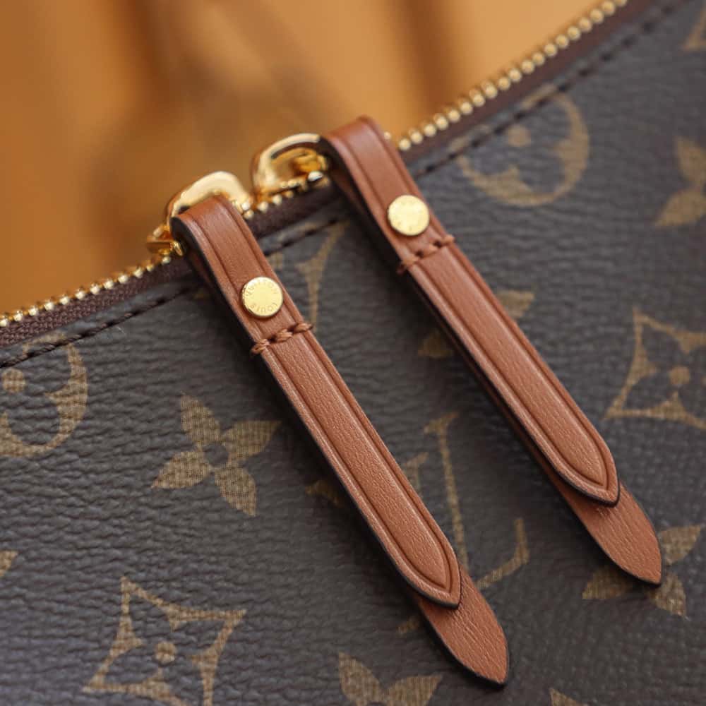 頂級高仿包LV M46311 LOOP HOBO BAG 走秀款大碗豆包¥2,280.00-頂級1:1精品高仿包包香港台灣批發價格推薦微信哪裡買