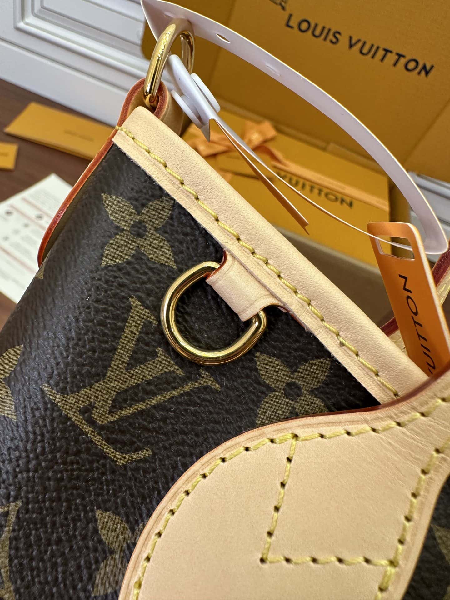 LV原單包 M46705 Neverfull BB意大利A級出品¥2,480.00-頂級1:1精品高仿包包香港台灣批發價格推薦微信哪裡買