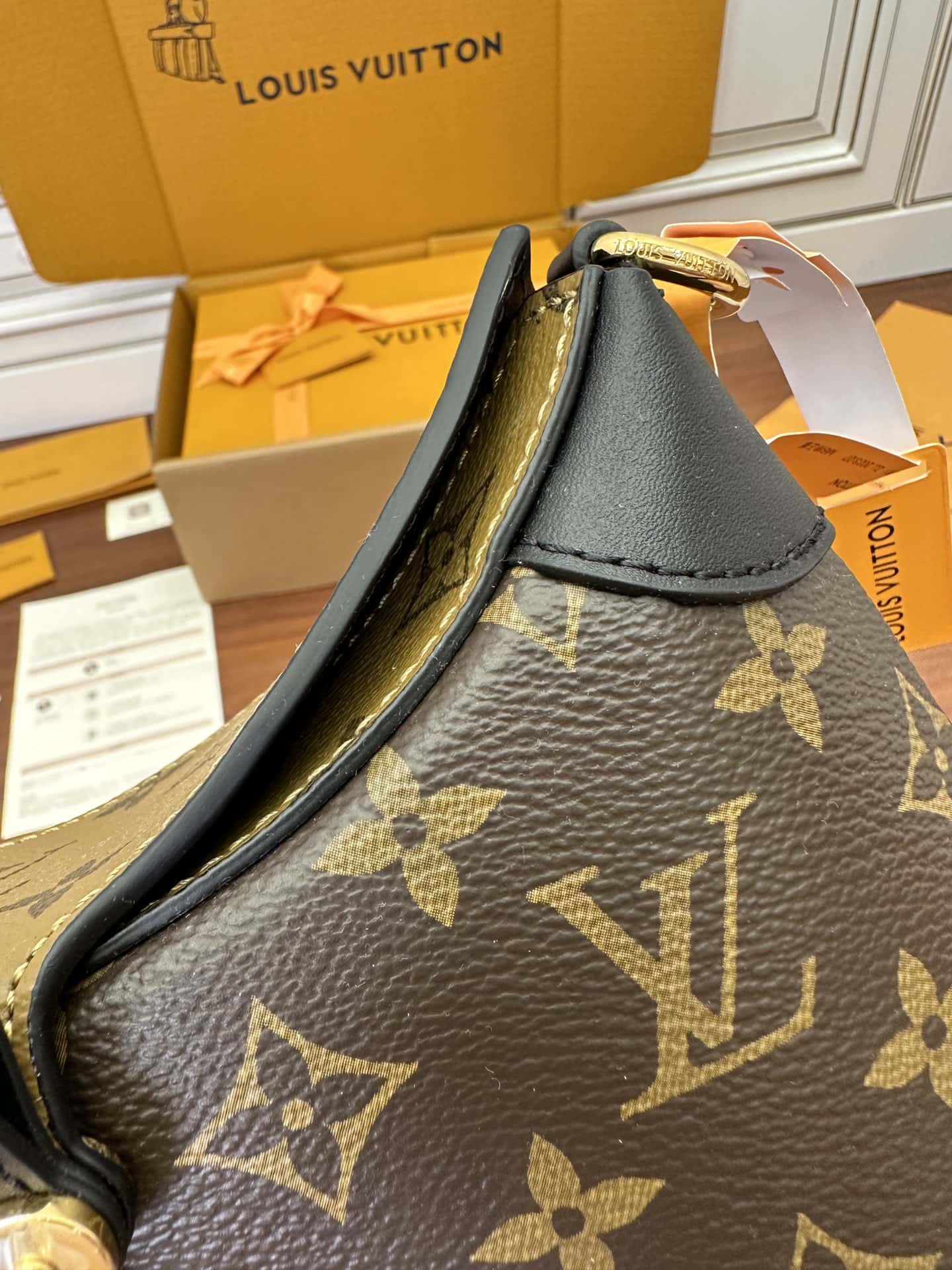 A級高品質出品M46659 LV高仿包 Twinny¥2,480.00-頂級1:1精品高仿包包香港台灣批發價格推薦微信哪裡買