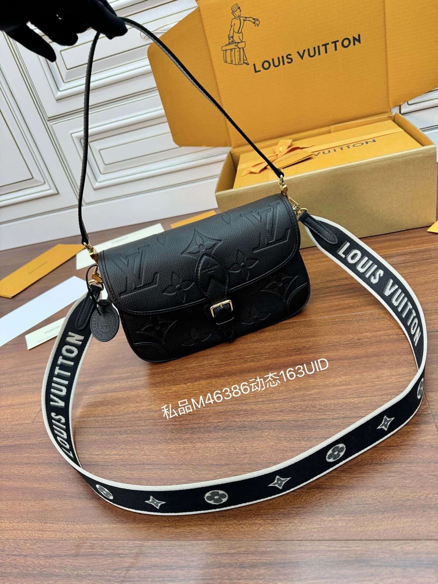 LV高仿包 M46386 DIANE 手袋意大利A級樹膏皮¥2,480.00-頂級1:1精品高仿包包香港台灣批發價格推薦微信哪裡買